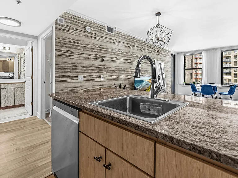 631 D St NW #637 — Photo 28