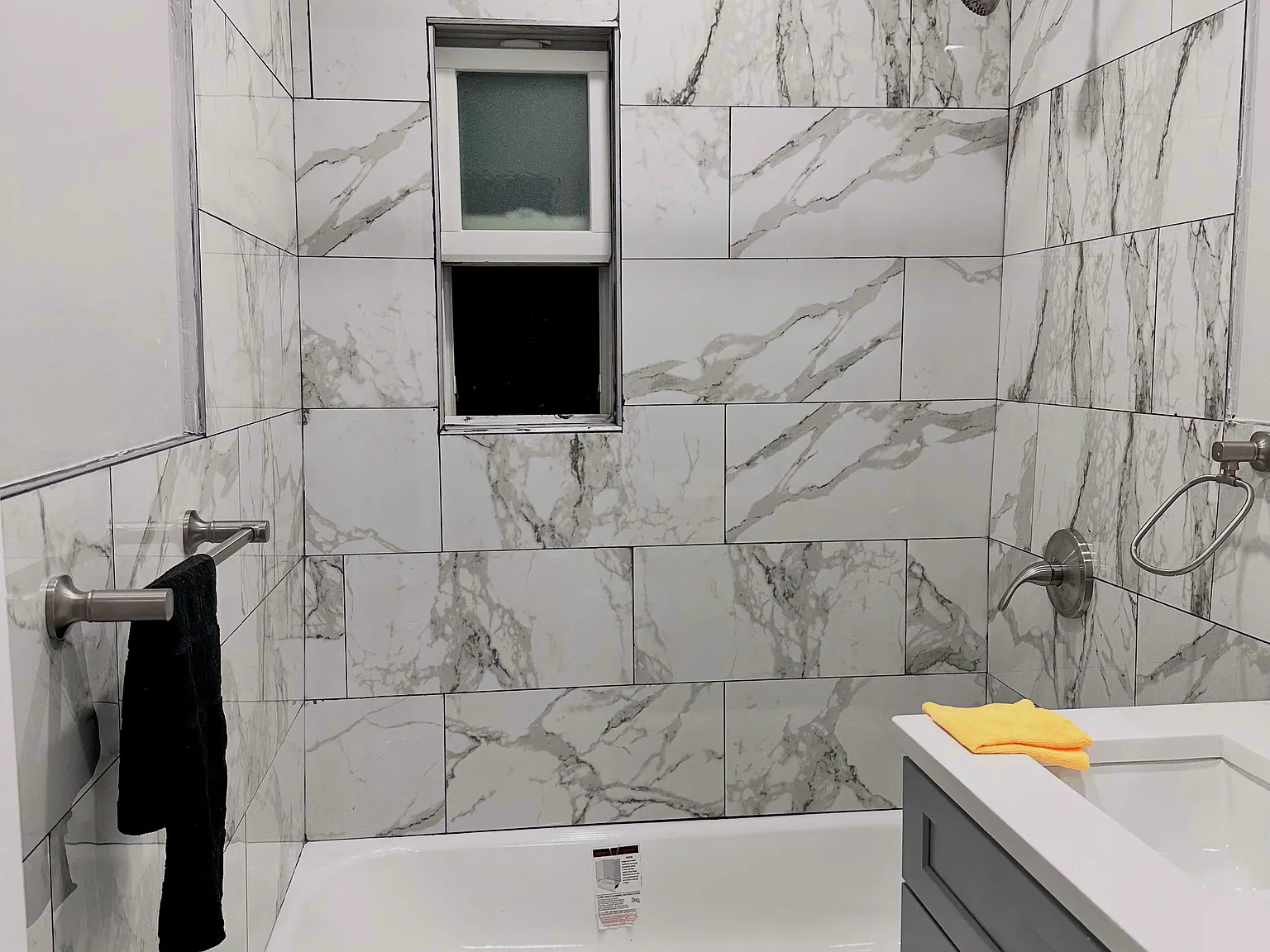 3 bed, $3,777 — Photo 3