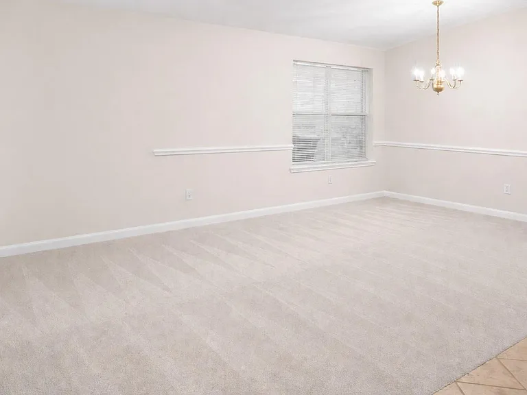 3522 Brackenfern Rd — Photo 3