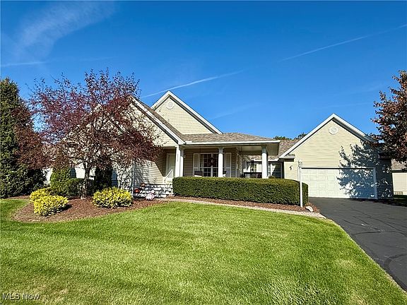 2nd image of 5203 Nashua Dr #37