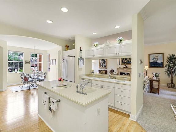 5th image of 4795 Aston Gardens WAY #D102