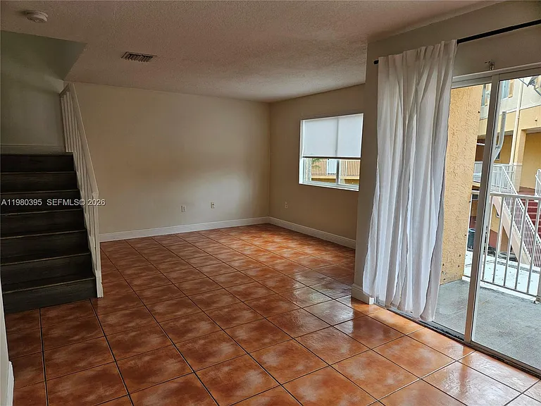 6235 Kendale Lakes Cir #237 — Photo 6