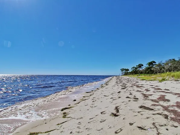 408 Bald Point Rd, Alligator Pt, FL 32346