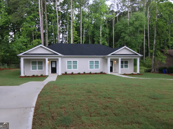 320 Sharon Dr #A & B, Fayetteville, GA 30214
