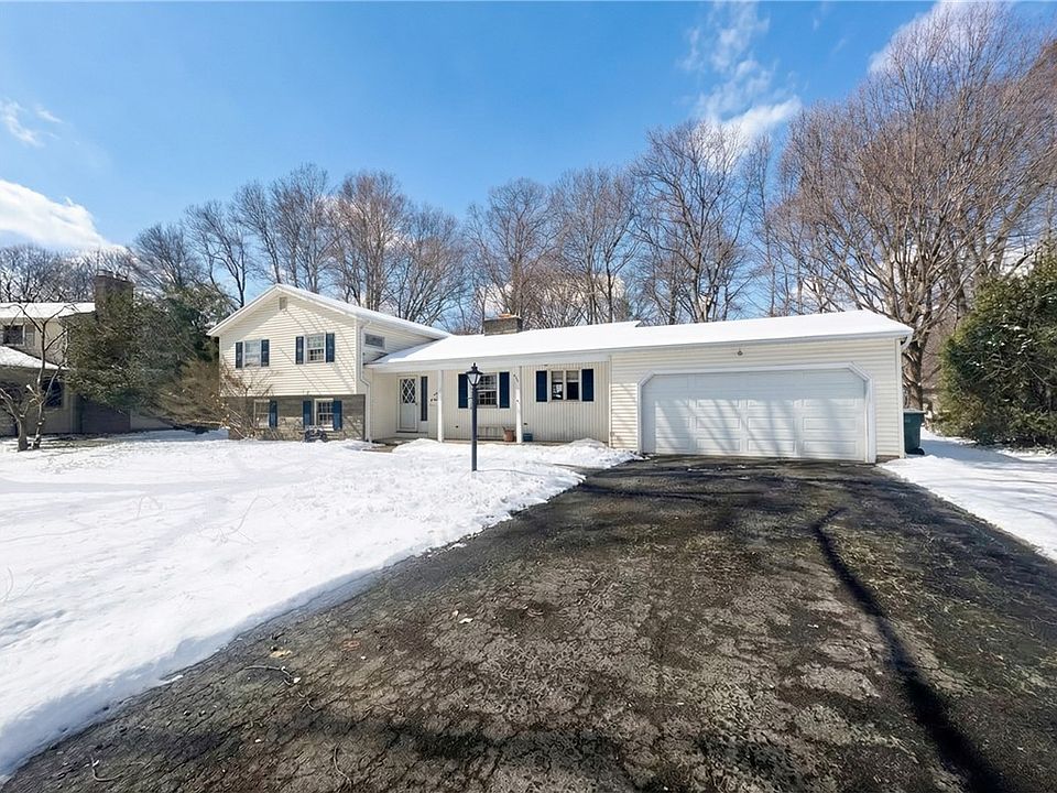 1st image of 141 Ledgerock Ln