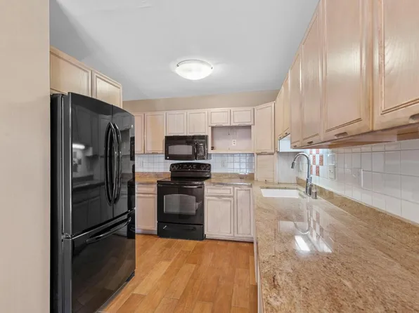 11927 West Appleton AVENUE #17, Milwaukee, WI 53224