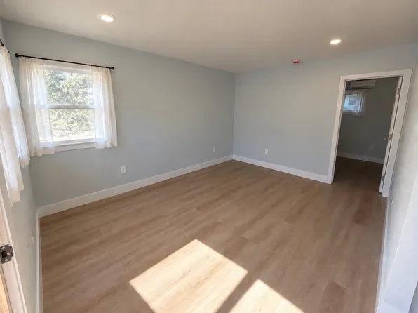 851 Wright Ave, Pasadena, CA 91104