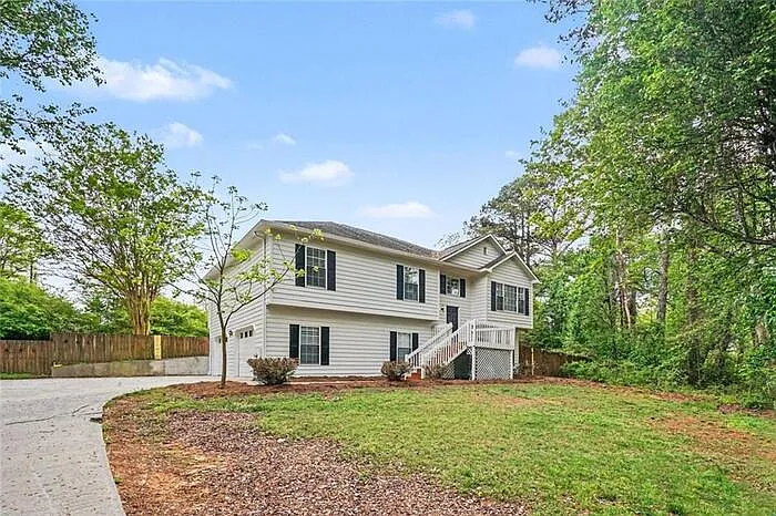4615 Wheeler Creek Dr — Photo 2