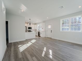 Marin Village, Brookfield, CT 06804