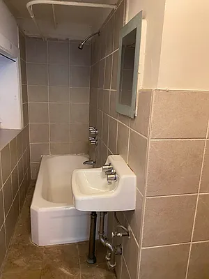 Rented by RV Realty | media 21