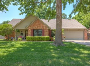 2905 W Boston St, Broken Arrow, OK 74012