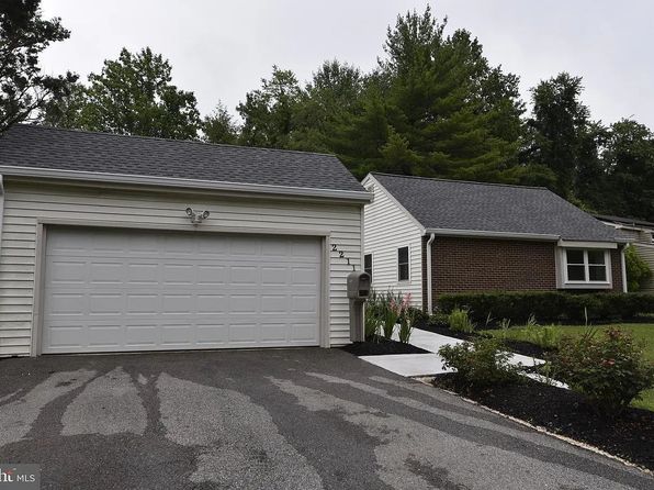 2211 Penfield Ln