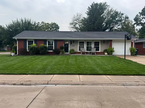 3601 Robin Rd, Great Bend, KS 67530