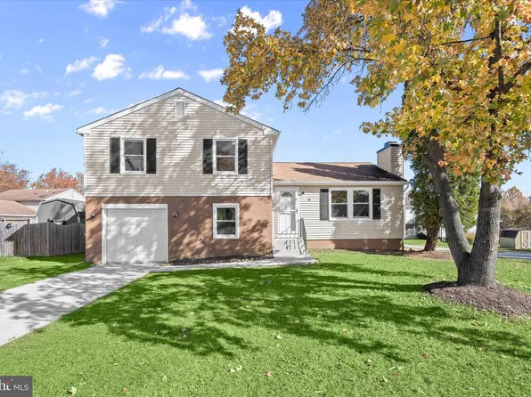 3 Van Yerrell Ct, Baltimore, MD 21207