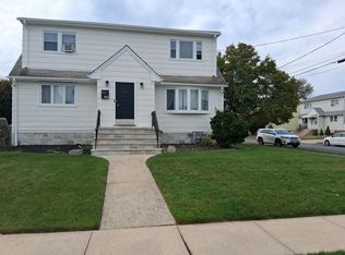 426 Steinway Rd FLOOR 2, Saddle Brook, NJ 07663