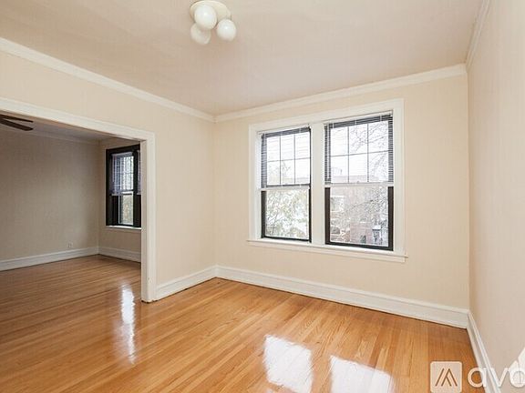 2nd image of 1444 W Byron St #39043