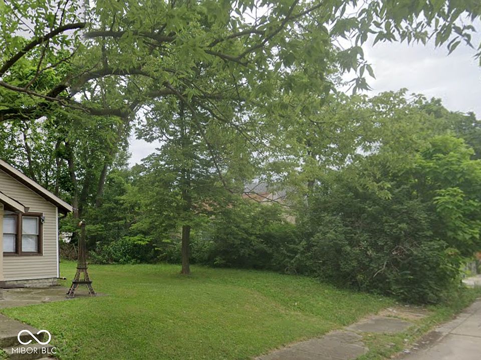 2nd image of 2818 Stuart St
