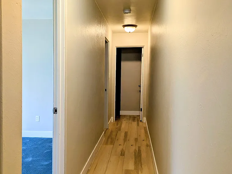 200 N Sherman St #9 — Photo 9