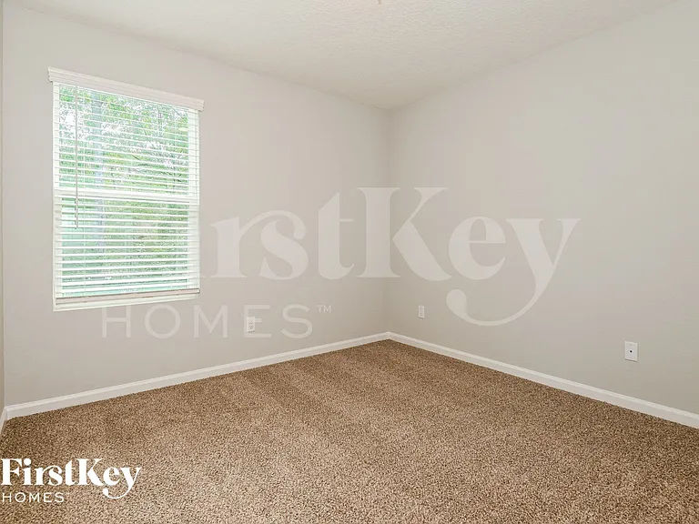 11337 Margarets Landing Pl — Photo 12
