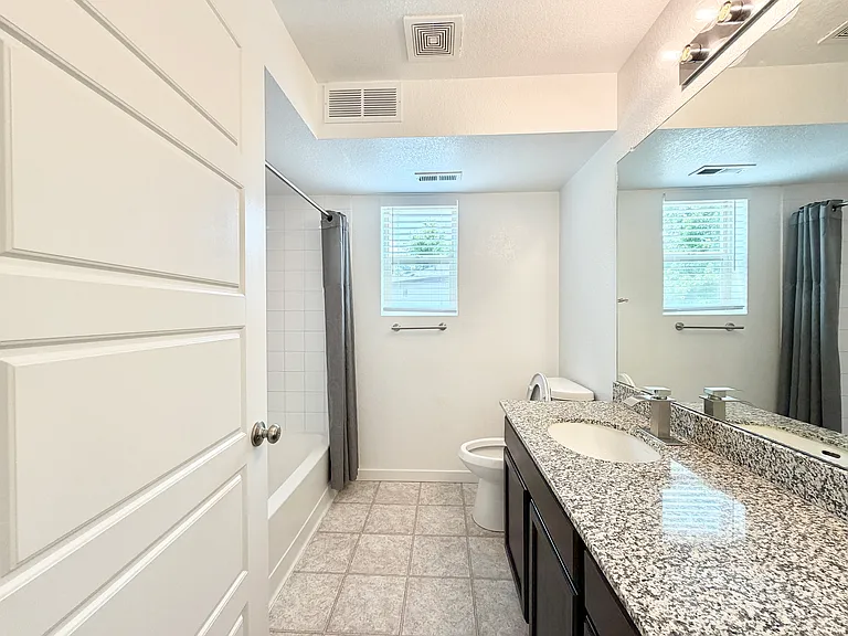 4881 Halifax Ct — Photo 21