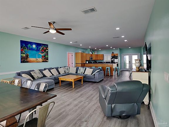 5th image of 900 Ariola Dr