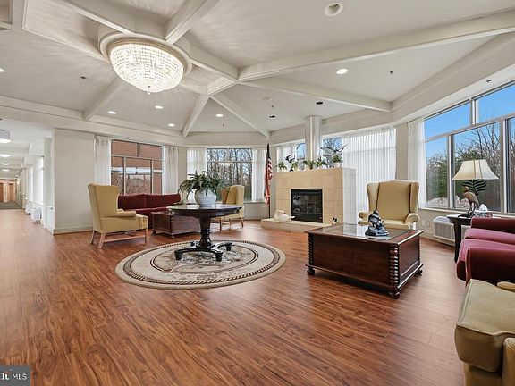 5th image of 940 Astern Way Unit 202