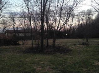 1630 E Nora St, Springfield, MO 65803