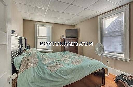 3rd image of 1 Wheatland St #1