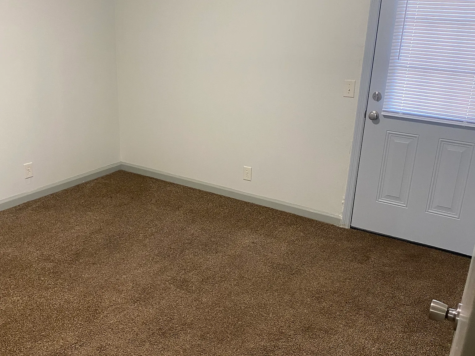 2727 Highway 286 — Photo 3