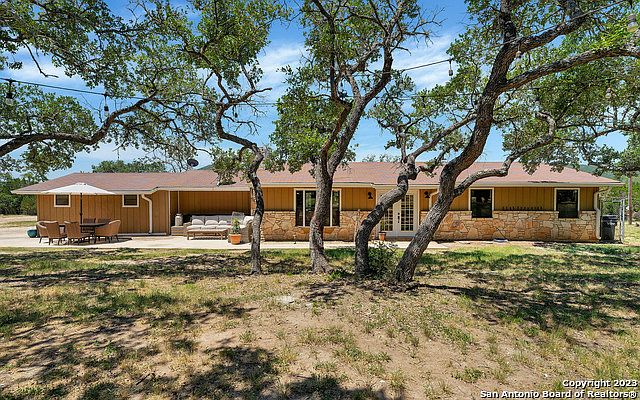 277 W BEAR SPRINGS RD, Pipe Creek, TX 78063 | MLS #1700099 | Zillow