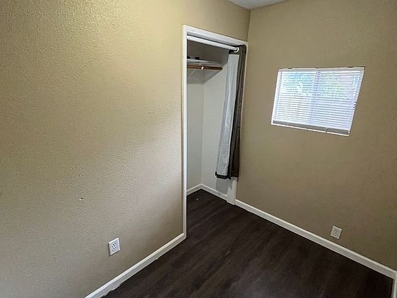 4th image of 19014 Avenue 146
