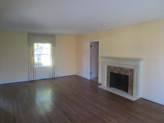 4th image of 1776 Mooreland Dr