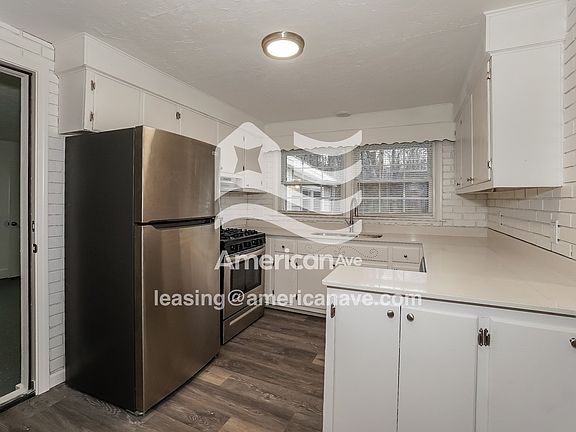 822883_005_wm_-_kitchen_13483434.jpg