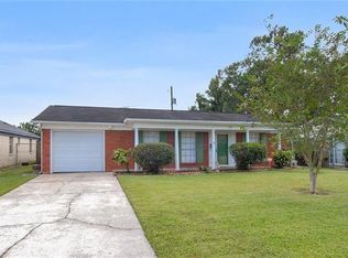 1916 Concord Rd, Gretna, LA 70056