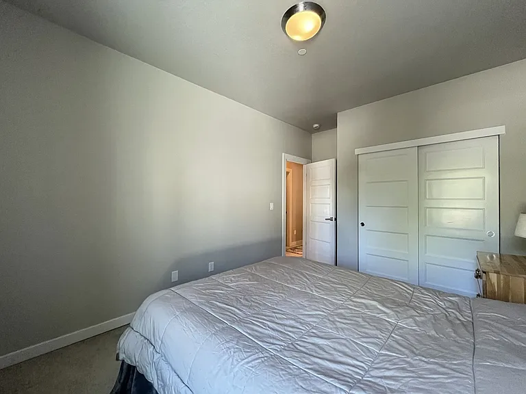 11393 SW Barber St — Photo 41