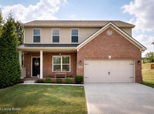 332 White Cliffs Ln, Frankfort, KY 40601