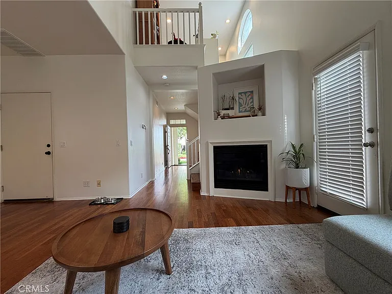 65 Danbury Ln — Photo 5