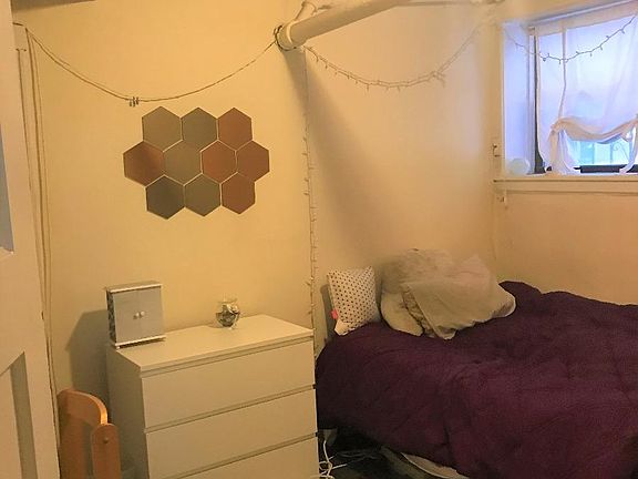 4th image of 453 W Belmont Ave APT B63