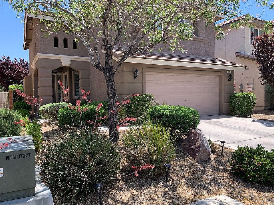 2nd image of 10320 Castle Springs St