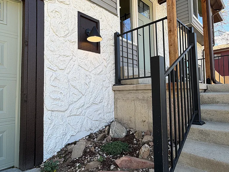 2776 S Quay Way — Photo 2
