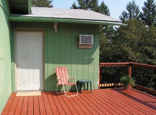 965 Wildflower Ln, Oakland, OR