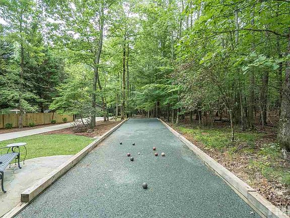 3rd image of 118 Stoneridge Dr