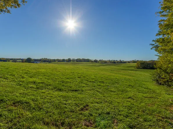3858 Troy Pike, Versailles, KY 40383