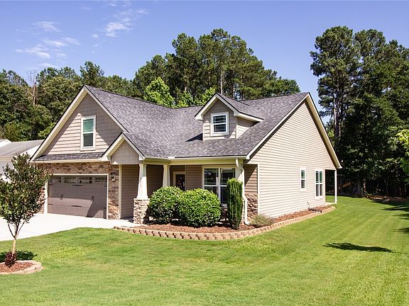 2nd image of 128 Rock Moss Dr