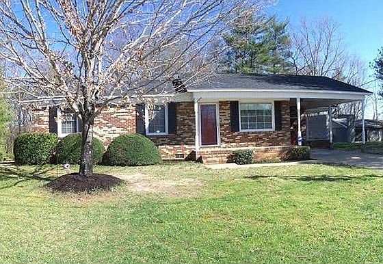 1st image of 2117 Fernwood Dr