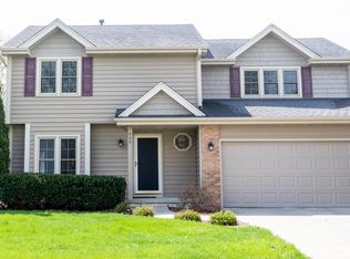 460 Gray Ave, Waukee, IA 50263