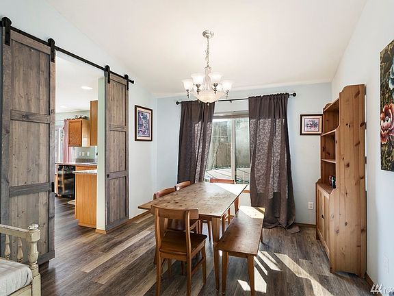 5th image of 2993 NE Yale Way