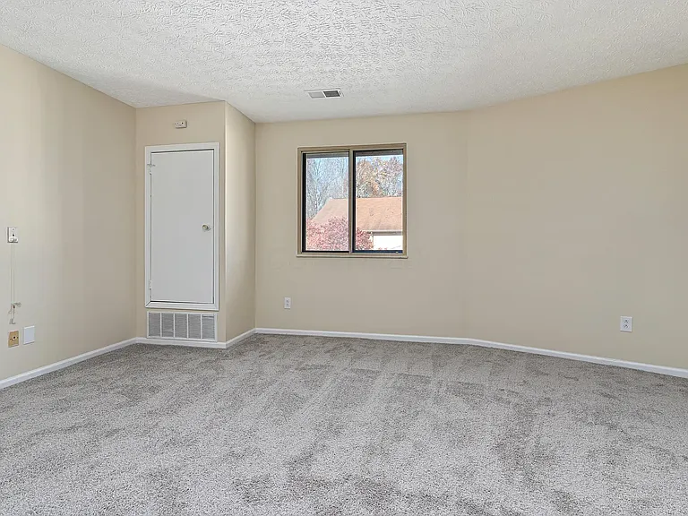 3941 Karl Rd #326 — Photo 14