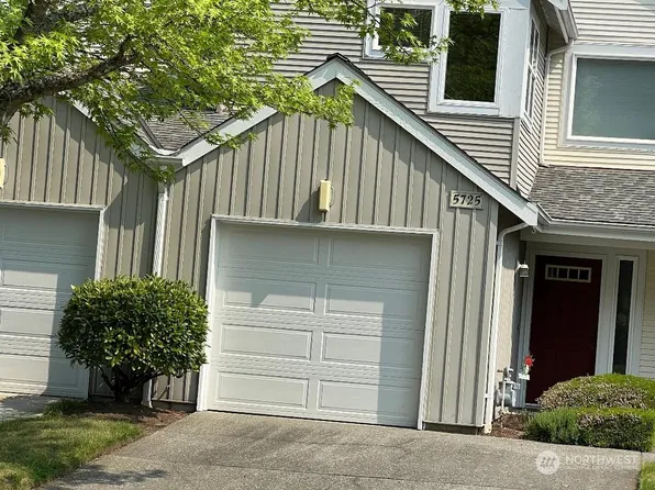 5725 S Grove Drive #2, Mukilteo, WA 98275