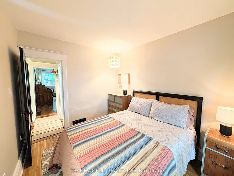 7 Costain Ave — Photo 17